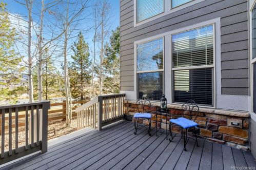 7195 Robertsdale Way, Denver CO 80016-7505 exterior