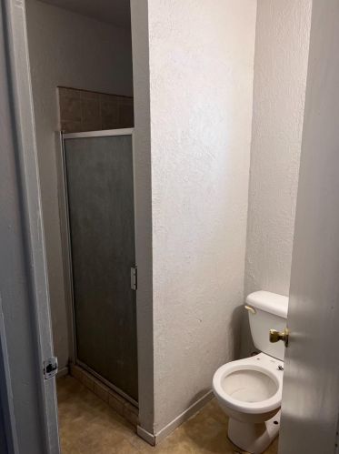 521 Clark St, Turlock CA 95380-5875 exterior