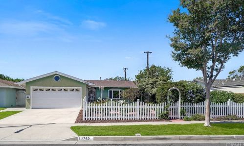 10745 Lehnhardt Ave, Santa Ana, CA 92708-1118
