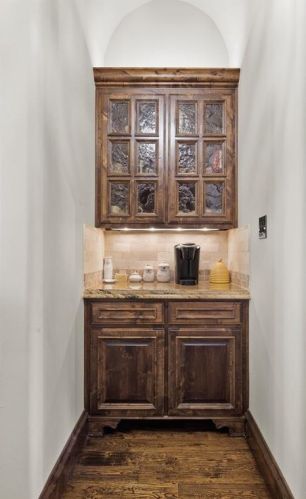 6300 Preferred Dr, Fort Worth TX  76179-8203 exterior