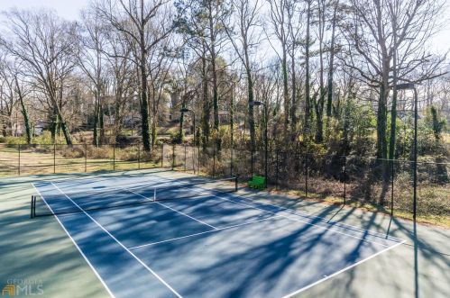 2605 Kimmeridge Dr, Atlanta GA  30344-3020 exterior