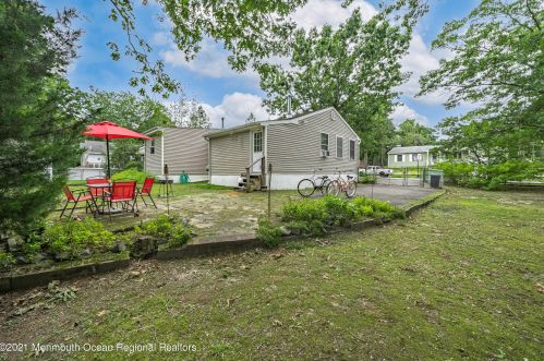 1903 Whitcomb Rd, Lacey, NJ 08731-3150