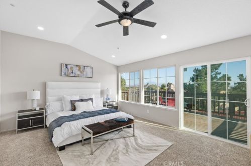 8974 Oakridge Ct, Riverside CA  92508-3095 exterior