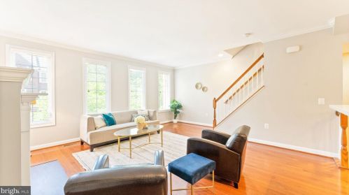 10506 Erik Charles Ct, Springfield VA 22015-2269 exterior