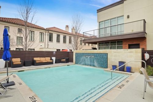 2608 Museum Way, Fort Worth TX  76107-3060 exterior