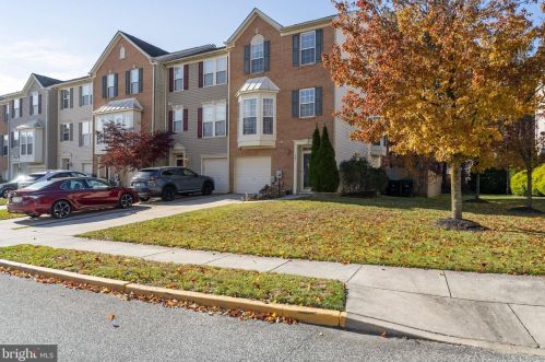 75 Colts Neck Dr, Erial, NJ 08081-5643