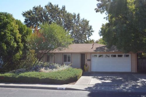 1226 Danfield Way, Vacaville, CA 95687-5622