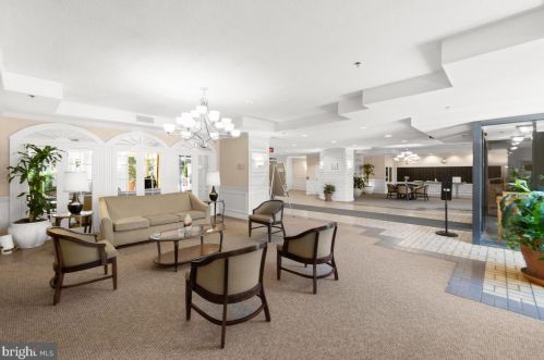 15100 Interlachen Dr, Silver Spring MD 20906-5611 exterior