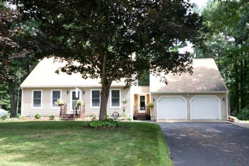10 Deer Creek Run, Somersworth, NH 03878-1616