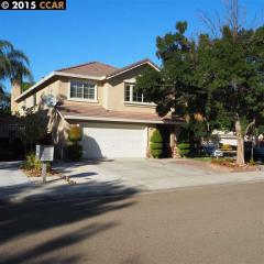 1253 Cardinal St, Tracy, CA 95376-8341