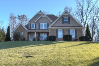 1028 Haven Dr, Dalton, GA 30721-1749
