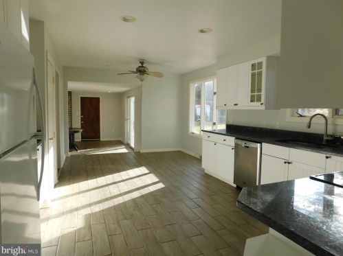 2502 Burgundy Dr, Fallston MD  21047-2112 exterior