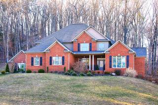 3205 Scarlet Oaks Dr, Cleveland, TN 37312-2159