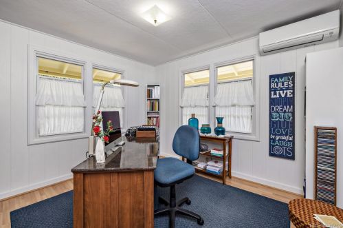 3588 Alani Dr, Honolulu HI  96822-1412 exterior
