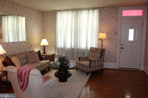 1034 Marshall Ave, Lancaster, PA 17601-4553