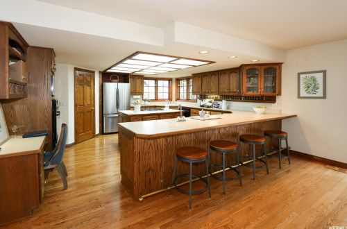 11925 Brookglen Dr, Sandy UT 84092-7149 exterior