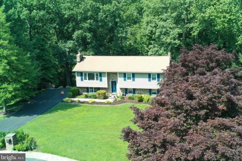 1806 Creston Dr, Forest Hill, MD 21050-2328