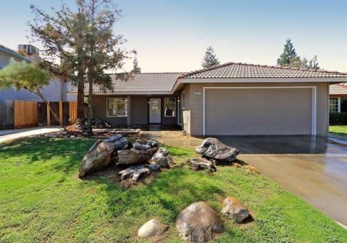 6217 Cornelia Ave, Fresno, CA 93706-9421