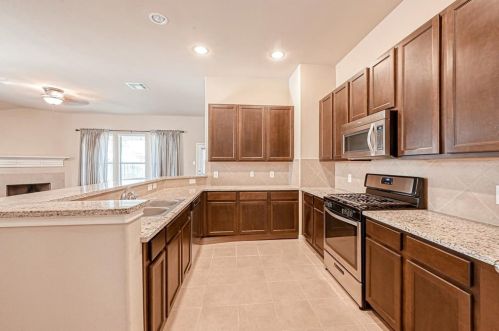 2514 Amy Lee Dr, Conroe TX  77304-5003 exterior