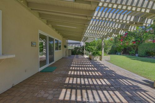 11476 Culebra St, Cypress CA 90630-5340 exterior