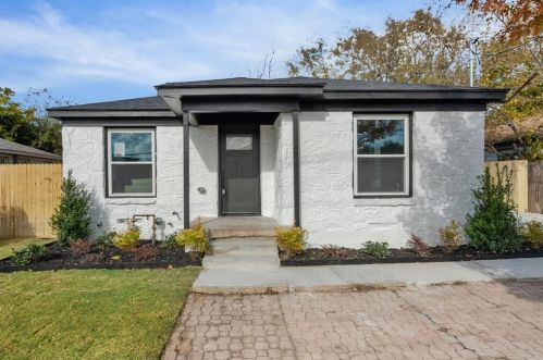 2521 Amelia St, Dallas TX  75235-8222 exterior