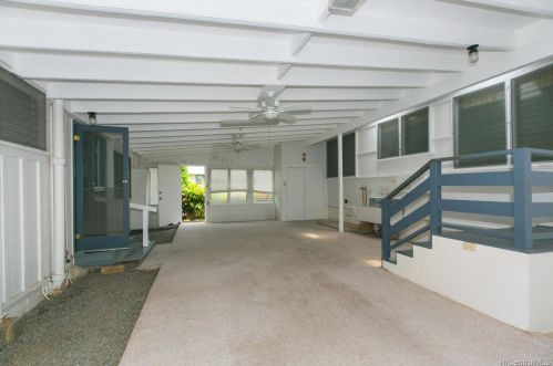 316 Elelupe Rd, Honolulu HI  96821-2211 exterior