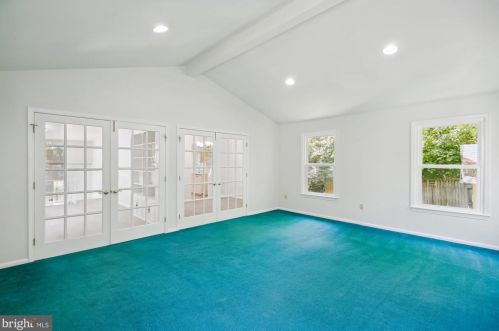 103 Claybrook Dr, Silver Spring MD 20902-3114 exterior