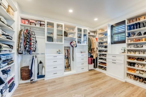 18458 Lakepointe Dr, Riverside CA  92503-0252 exterior