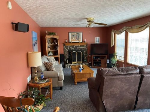 530 Lakeshore Dr, Stockbridge GA 30281-2030 exterior