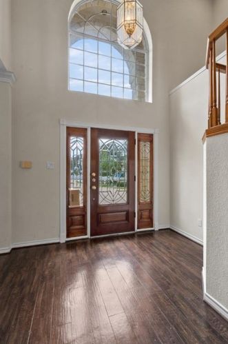 6 Dovedale Cv, Austin TX  78738-1566 exterior