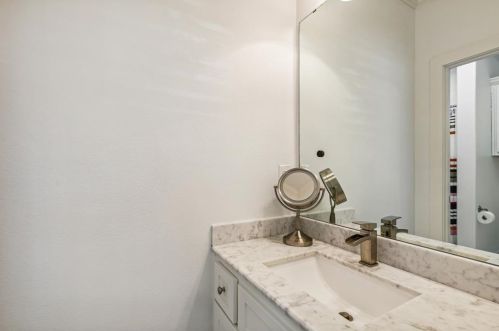 5620 Anita St, Dallas TX  75214-2709 exterior