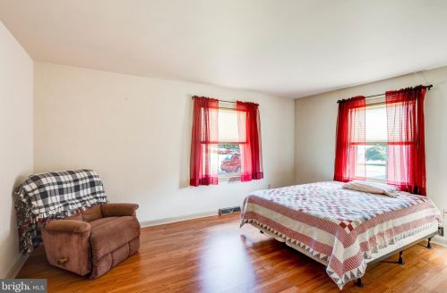 1992 Drexel Ave, Lancaster PA  17602-3365 exterior