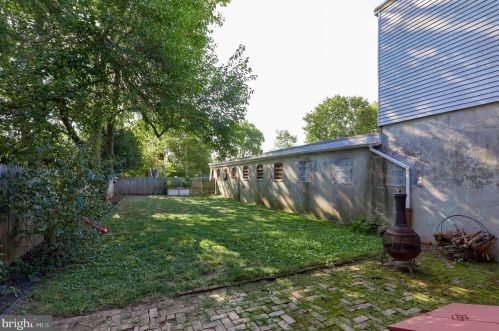 19 Howard Ave, Lancaster PA  17602-3603 exterior