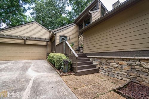 2371 Birdie Ln, Duluth, GA 30096-4413