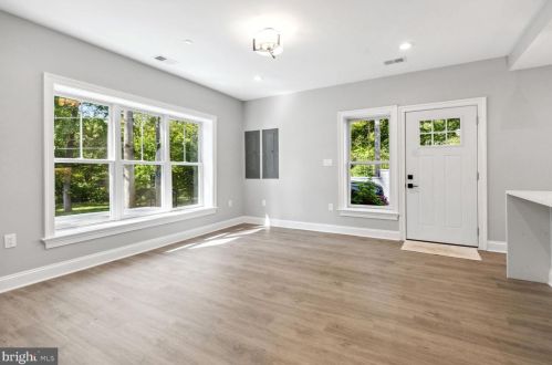 9111 Sligo Crk Pkwy, Silver Spring MD 20901-3361 exterior