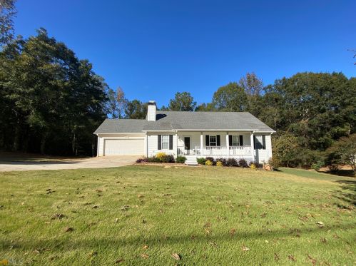 1355 Coan Dr, Locust Grove, GA 30248-2141
