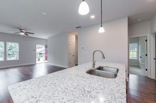 1382 Gus Thornhill Jr Dr, Atlanta GA  30344-3556 exterior