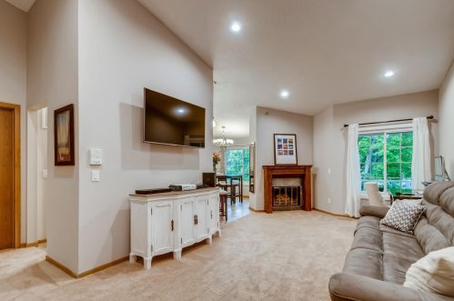 11123 Oregon Cir, Minneapolis, MN 55438-2466