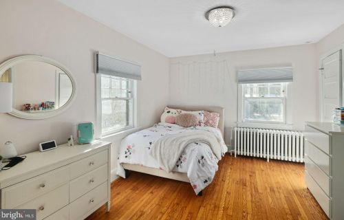 210 Jefferson Ave, Haddonfield NJ 08033-3410 exterior