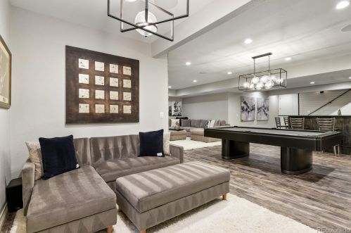 6374 Kewaunee Way, Aurora CO 80016-4310 exterior