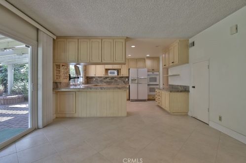 11476 Culebra St, Cypress CA 90630-5340 exterior