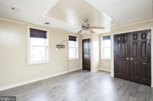 841 Lalor St, Trenton NJ  08610-6556 exterior