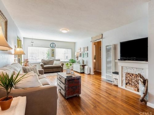 986 Walnut St, San Luis Obispo, CA 93401-2727
