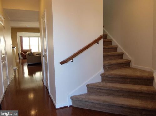 78 Sundance Dr, Trenton NJ 08619-3968 exterior