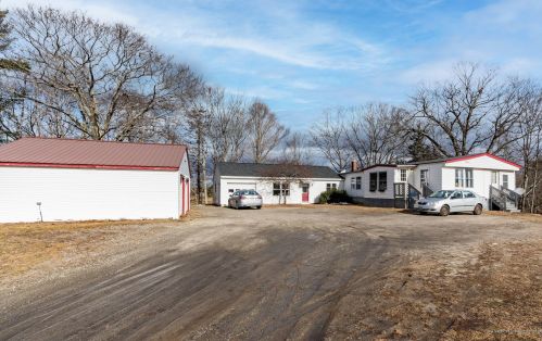 2 Buttercup Dr, Freeport, ME 04032-6848
