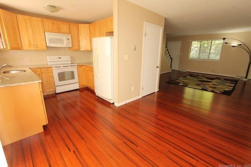 579 Churchill Dr, Hartford, CT 06111-4008