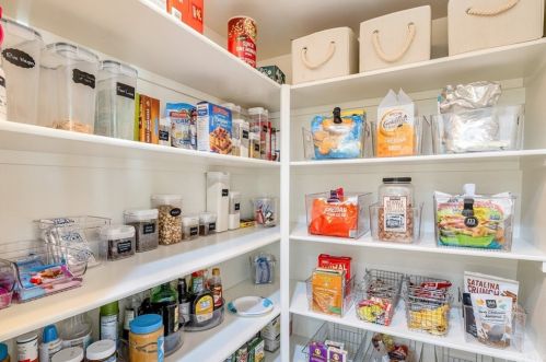 3476 Deep Waters Ct, Simi Valley CA  93065-0587 exterior