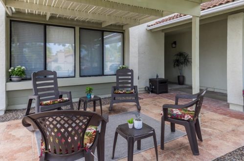 2704 Pepper Tree Dr, Oceanside, CA 92056-3568