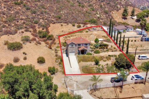 937 Kelly Dr, El Cajon, CA 92019-1402