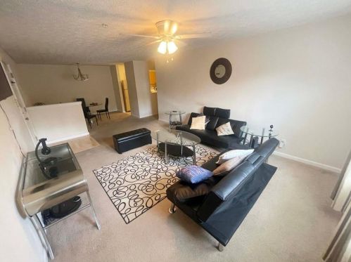 3219 Fairington Dr, Lithonia, GA 30038-5005